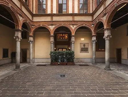 Duomo - Piatti Charme * Milano