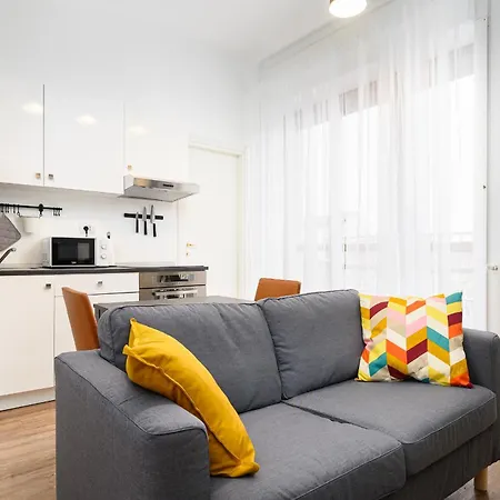 Classbnb - Stylish In The Moscova Area, 250 M From Metro Line M2 *