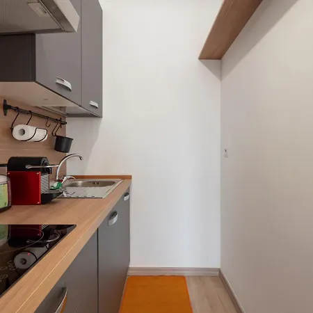 Apartment I Host - Belcasule 4 Milan