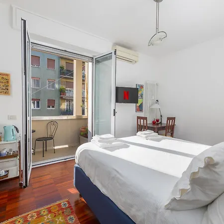 Apartment Tra Citylife E Corso Vercelli, Milan