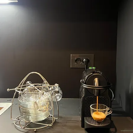 Апартаменты Design District Luxury