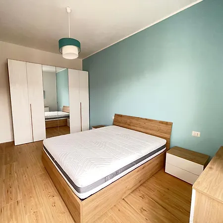 Strambhouse Apartamento *