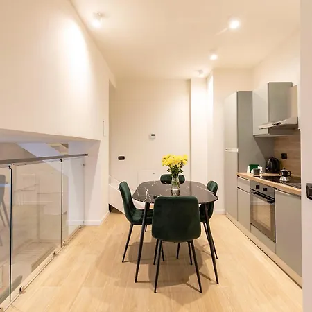 Aiello - Citylife Apartmanhotel Milánó