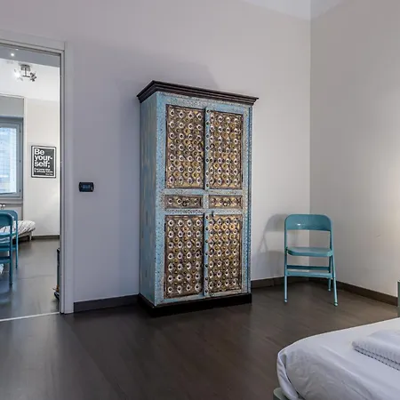 Διαμέρισμα Sant' Ambrogio Flat *