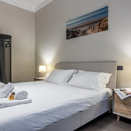 Sant' Ambrogio Flat Mediolan
