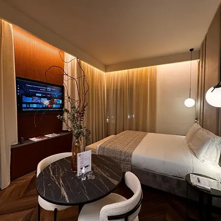 Lumera - Solferino Daire Milano