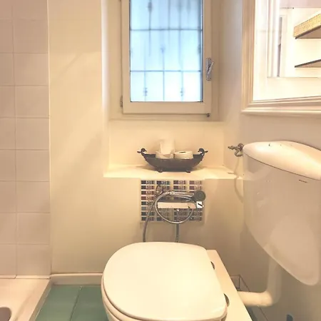 Guest house With Terrace And Loft With Garden In Naviglio Pavese