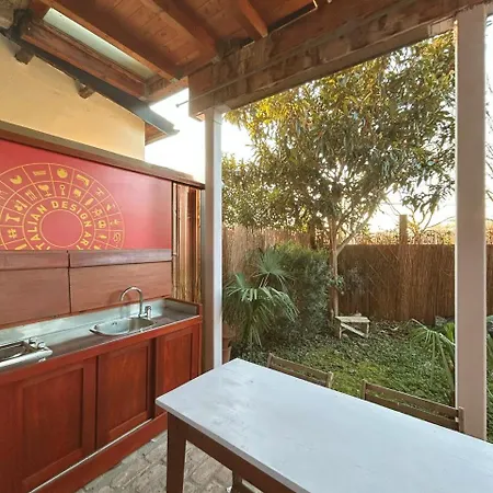 With Terrace And Loft With Garden In Naviglio Pavese Guest house *