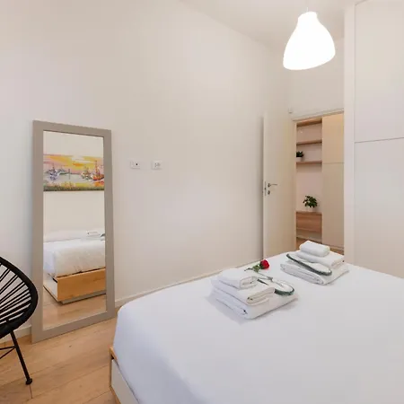 Longhena, 7 - Total White Apartament Mediolan