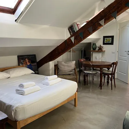 Apartment Incantevole Loft Accanto Stazione *