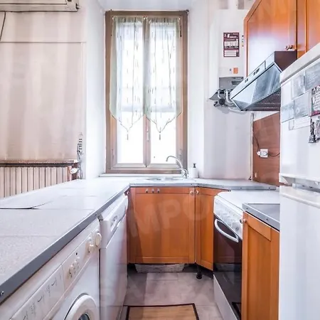 Cozy Furnished In The Hearth Of Lägenhet