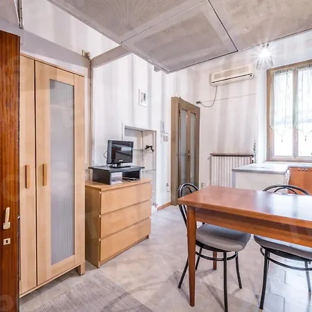 Cozy Furnished In The Hearth Of Milano