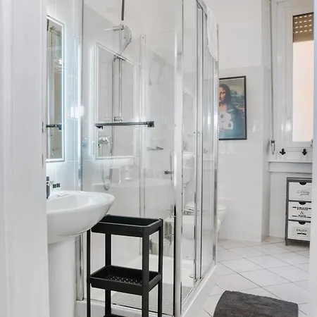 Charming Darsena - Amazing Position Next To Navigli Milão