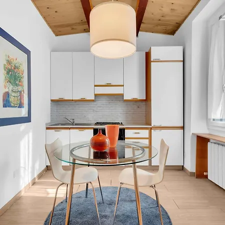 The House Of Via Muratori 6