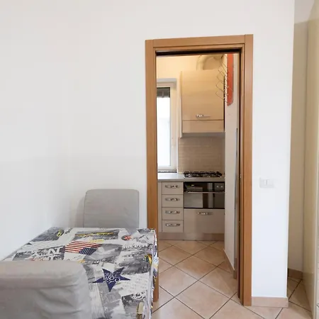 Magnifico Loft In Zona Udine M2 * ミラノ