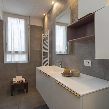 San Siro - Modern & Stylish 3 Bedroom With 2 Balconies Lotto Mm1-mm5 By Rentopolis *