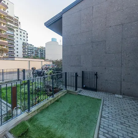 Citylife Elegant Escape Apartment Milan