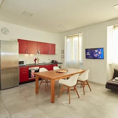 - Modern Flat Daire