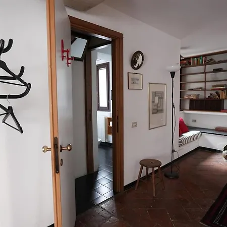 Very Vintage Milanese *