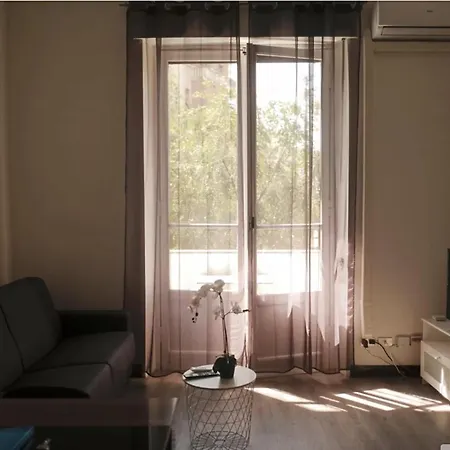 Bwr - Two-room Near Navigli Area, Foppa Διαμέρισμα *