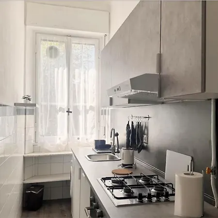 Bwr - Two-room Near Navigli Area, Foppa Apartment Mailand