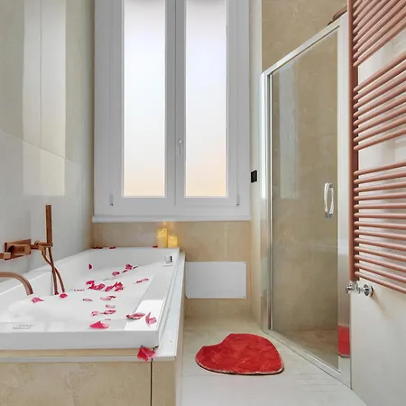 Luxury Apartment Milano Fiera Lotto M1 *