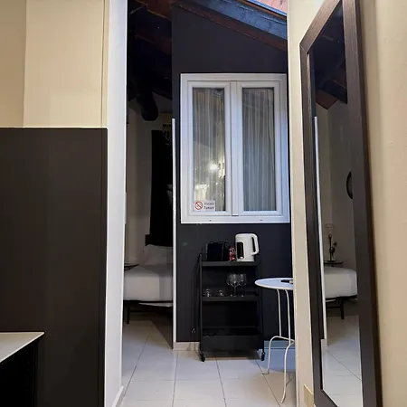 Hosting Dreams Attics - Duomo Mailand