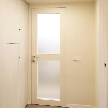 Apartment Comecasa 10 Minutes Walk From Duomo 2 Bedroom Milan