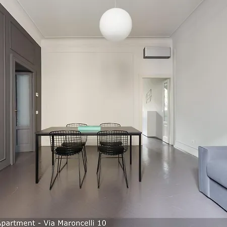 Brera In Porta Volta Apartment *