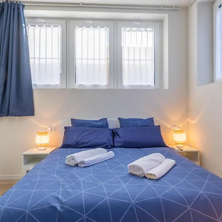 شقة - San Siro Corner, With Private Parking