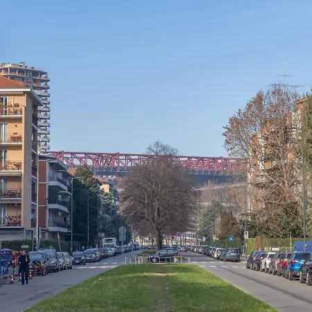- San Siro Corner, With Private Parking *