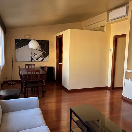 Penthouse In Fashion District Of Milan, Close To Montenapoleone, Duomo, Scala Appartamento *