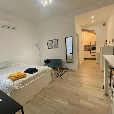 Apartman La Vivera Navigli Milánó