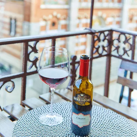 Lägenhet Chichouse Maderno Milano