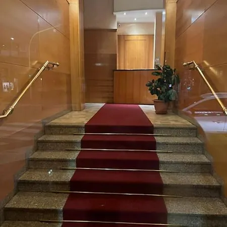 Silver Apartment