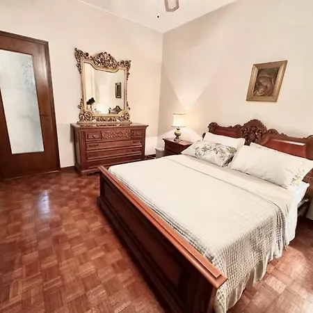 Silver Apartment Milan