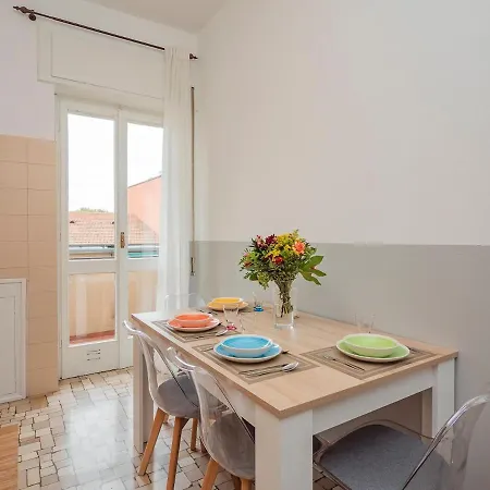 Navigli Retreat Near Duomo Daire