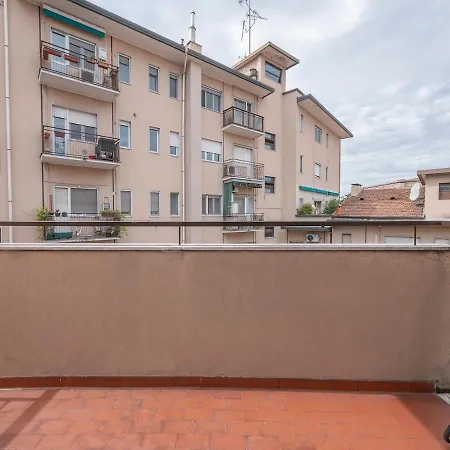 Navigli Retreat Near Duomo Daire Milano