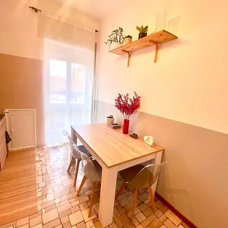 Daire Navigli Retreat Near Duomo *