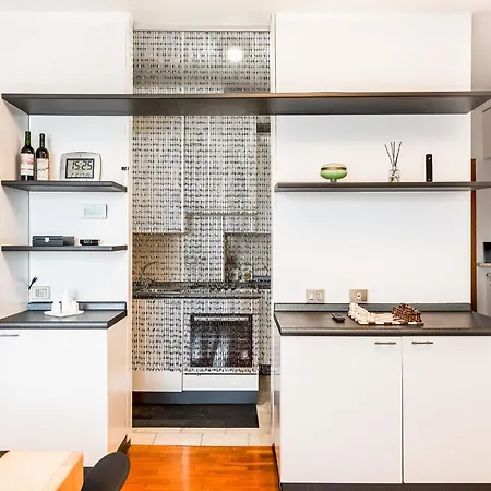 Quiet With Terrace - 20 Min From Duomo * 米兰