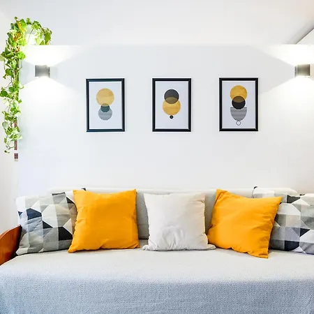 Apartamento Exclusive With Terrace At 15 Min To Duomo Milán