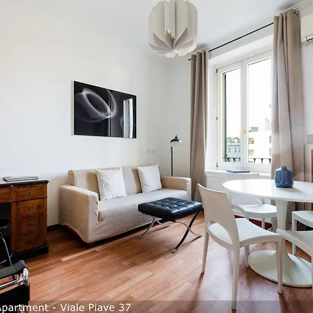 Lägenhet Brera In Porta Venezia Milano