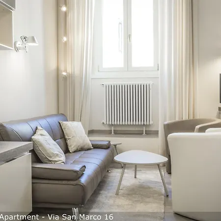 Apartment Brera In San Marco *