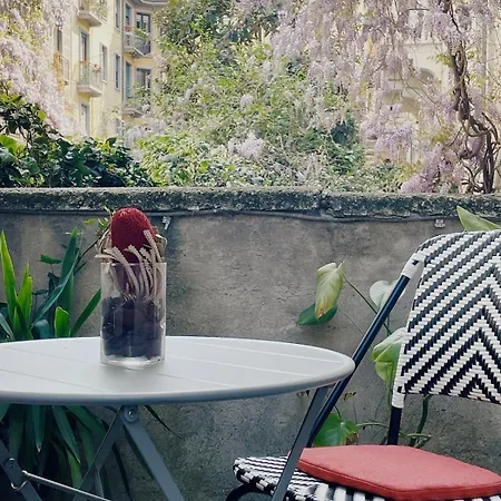Urban Garden, Susa Zone, 20 Min To Duomo Apartment