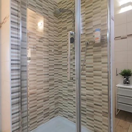 Primopiano - Tajani B *