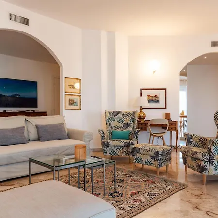 Agata Flexyrent * Milan