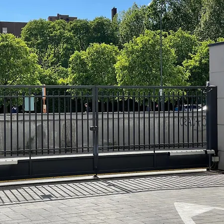 Davide Host Da Giulietta, 20 Min To Duomo Lejlighed