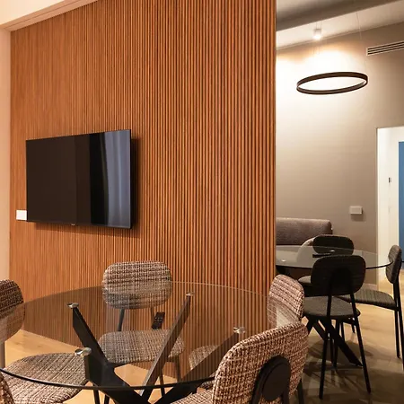 Апартаменты Youhosty - 2 Bedroom Porta Venezia