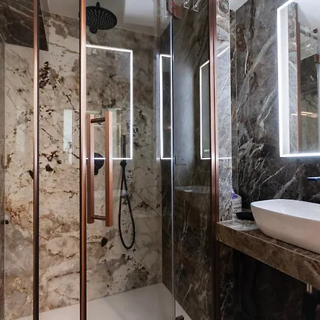 Апартаменты Youhosty - 2 Bedroom Porta Venezia