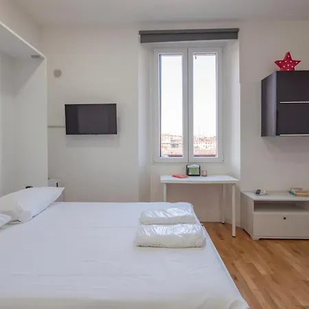 I Host - Ferrante Aporti 24 Apartment Milan